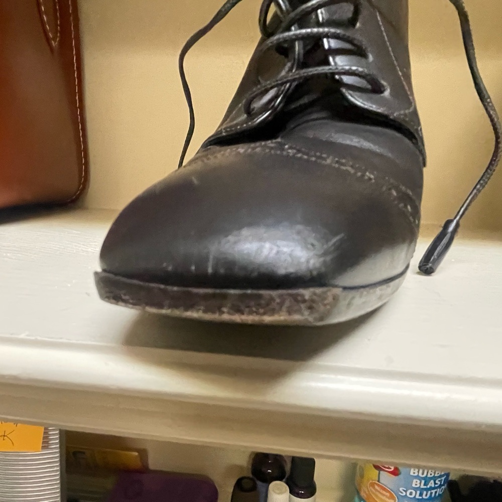 Salvatore Ferragamo Brown high heel wingtips with square toes size 9 narrow